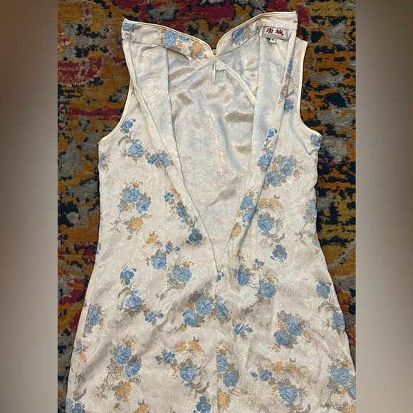 Eastern Collection Tradition Asian Silk Blend Dress - Picture 11 of 16